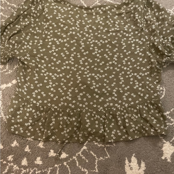 American Eagle cute tie front top - Picture 5 of 5